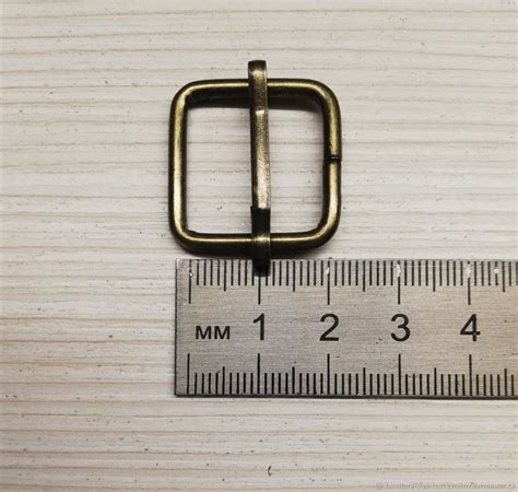 Пряжка регулировочная. 20*20*2,8 мм. Никель. Антик. Тёмный никель ...