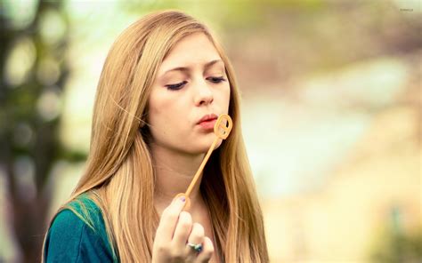 Blonde Blowing Soap Bubbles Wallpaper Girl Wallpapers 38313