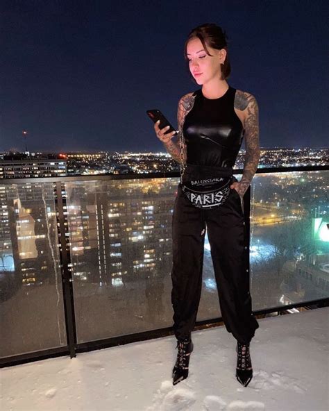 Laurence Bédard On Instagram All Black In Fashionnova 🤳🏻