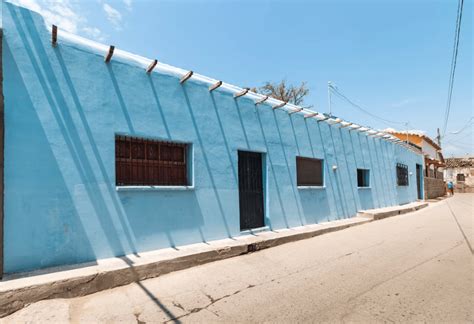 ide desain rumah kotak minimalis keunggulannya pinhome