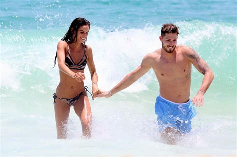 Izabel Goulart Bikini Pics Beach In Rio De Janeiro Celebmafia