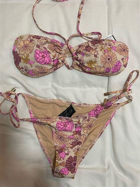 Cotton On Floral Pink Bikini Set Women S Fashion Swimwear Bikinis Swimsuits On Carousell