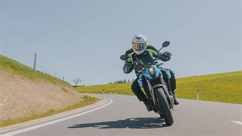 Suzuki Gsx S Naked Bike Vergleich Test