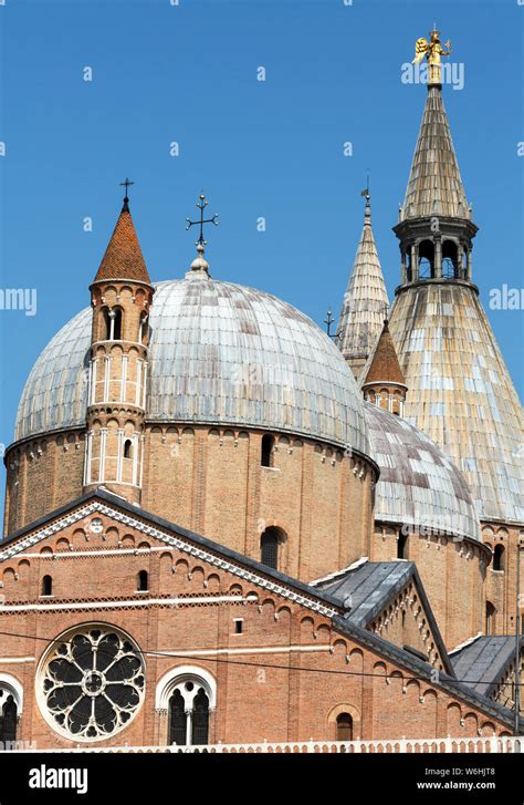 Chiesa Di Santantonio Da Padova Hi Res Stock Photography And Images Alamy