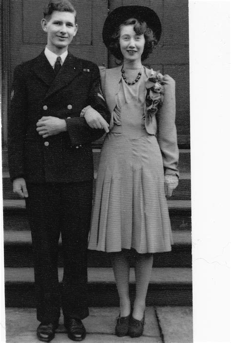 1940s Wedding Couple Vintage Wedding Photos 1940s Wedding Dress
