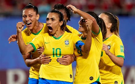 In Historic Move Brazil S Women S Football Team To Get Same Pay As The