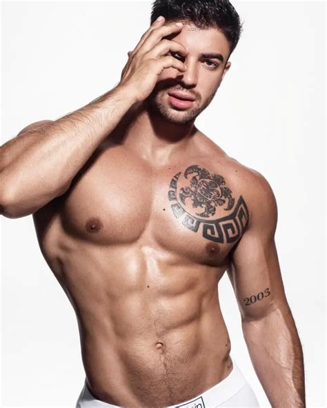 Daniel Montoya OnlyFans Model Gay 3 ColorMusic