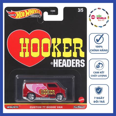 Xe mô hình Hot Wheels Premium Hooker Headers Series Custom Dodge Van GRL bánh cao su