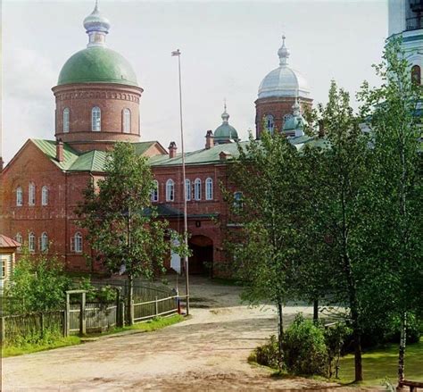 Город Молога - затопленный город на Волге (фото)