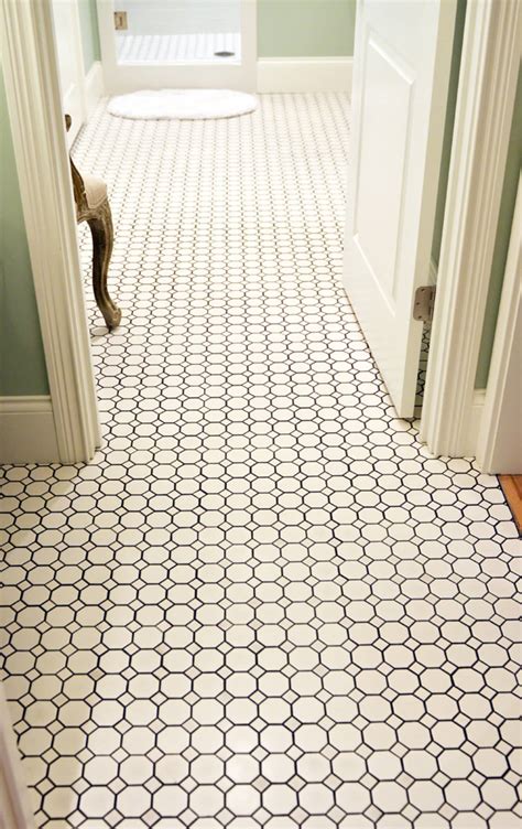 Mosaic Tile Floor Ideas for Vintage Style Bathrooms | Apartment Therapy