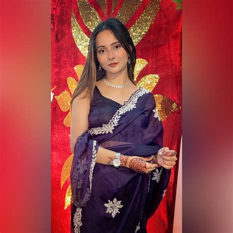 Shreya | Meri aankho mein tumhein kya dikhta hai 👀🎀🌸🙂‍↕️ (Overthinking ...