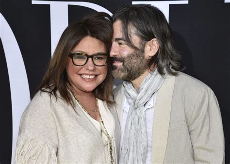 Rachael Ray Reveals Her Husbands Perfect Martini Recipe