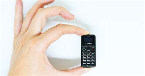 Представлен самый маленький телефон в мире - Hi-Tech Mail.ru