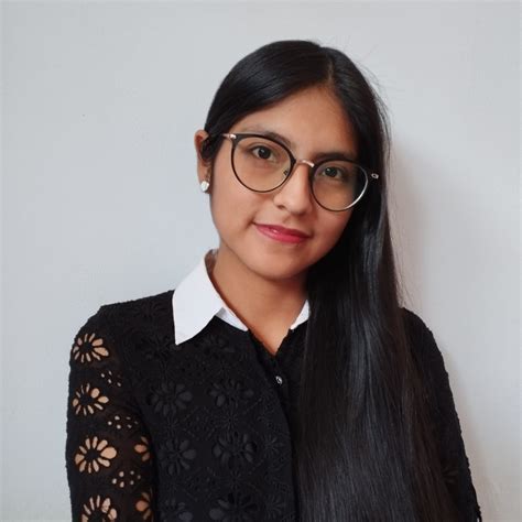 Gleny Maylin Briceño Agüero Asistente De Gestión De Proyectos Alpha