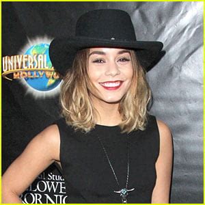 Vanessa Hudgens Is Latest Celeb Caught In Nude Photo Leak Vanessa