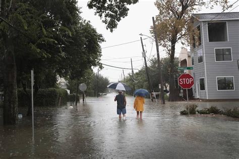 En Imágenes El Huracán «harvey Deja Al Menos Cinco Muertos A Su Paso