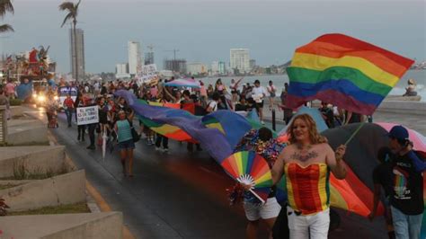 Aprueban Reconocimiento A Promotores De Primera Marcha Del Orgullo Gay En Mazatl N