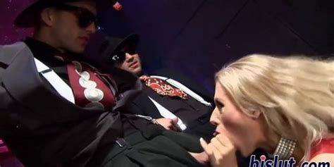 Two Horny Babes And One Big Rod Tnaflix