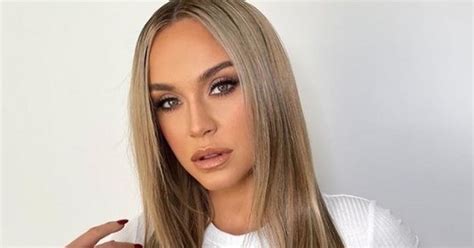 Vicky Pattison Applauded For Sharing Bikini Snap After Saying She Loves Her Boobs Mirror Online