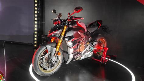Mengulik Spesifikasi Lengkap Naked Bike Baru Ducati Di Indonesia Otomotif Liputan