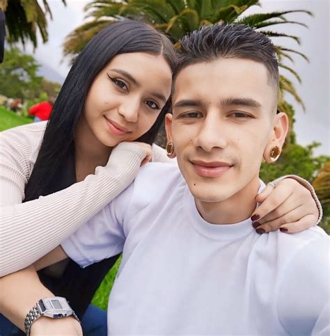 Hot Couple10 Gratis Live Webcam Show XXX Chat XHamsterLive