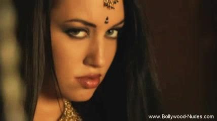 Beautiful Brunette From Bollywood XXX FemeFun