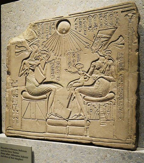 Akhenaten Nefertiti And Their Children