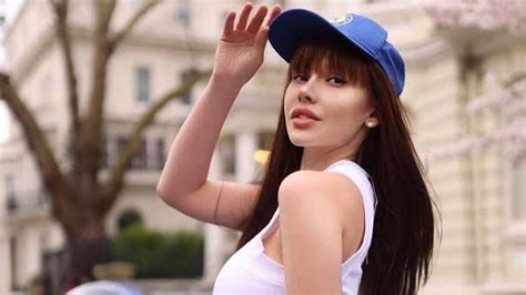 The Chelsea Supporter Playboy Model Who Is Also A Russian Sex Symbol Openly Admits He Wasn T