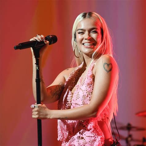 Karol G Turns Heads In Vintage Bikini Once Worn By S Vedette Rossy Mendoza