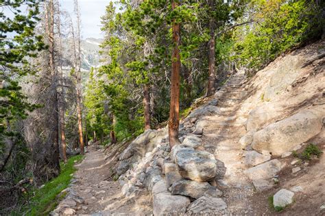 Rocky hiking trail - Earth Trekkers