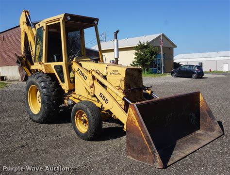 Ford 555 Special Backhoe In Randolph Ks Item Dd7811 Sold Purple Wave