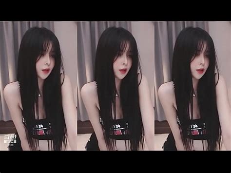 Gái Trung Quốc nhảy cơ thể thon gọn XVIDEOS