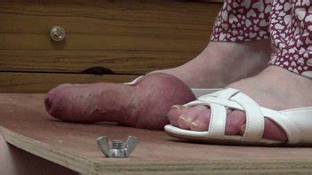 BBW CRUSH AND TRAMPLE UK Clips4sale