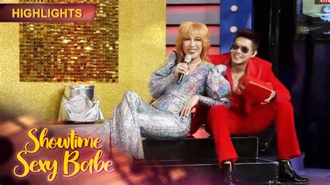 Vice Stands Next To Ion While Hosting It S Showtime Sexy Babe Youtube