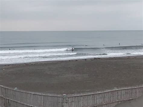 波情報 湘南 腹サイズ残っています 練習になった風波の二日間 サーフボードクオリティーハードコア Quality Hardcore Distributions