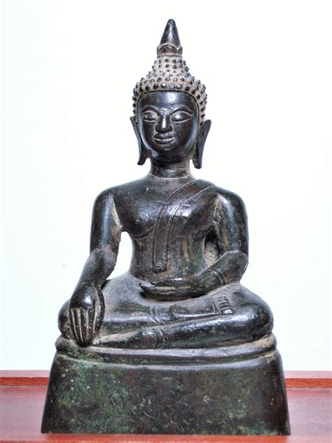 Laos Eme Si Cle Bouddha Assis En Bronze Art D Asie Plazzart