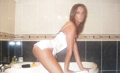 Hotty In Bathsuit ZB Porn