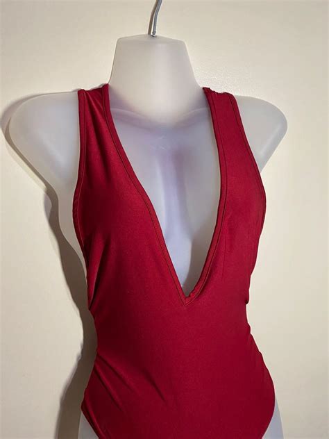 Fashionnova Red Bikini Women S Fashion Swimwear Bikinis Swimsuits On Carousell