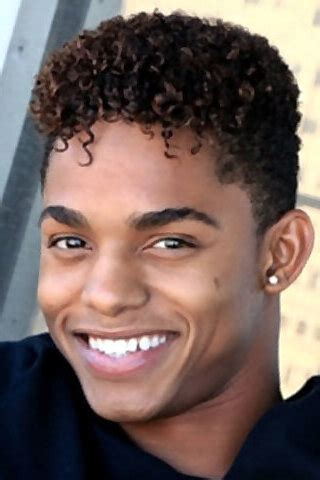 Deven Lions Gay Pornstar BoyFriendTV