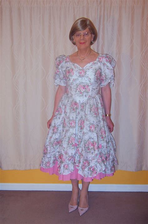 Pin by Bobbie Marie Johnson on Crossing over | Pretty dresses, Vintage