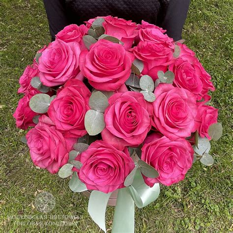 Букет "Малиновое вино" купить за 11 990 руб. с круглосуточной доставкой ...