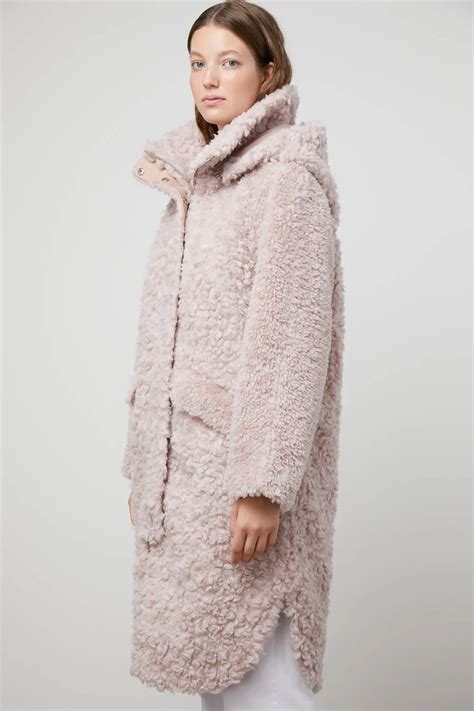 Шуба из овечьей шерсти SnowQueen_collection 668112003 цены в Москве ...