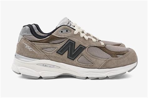 Understand and buy > new balance 990v3 angora > disponibile
