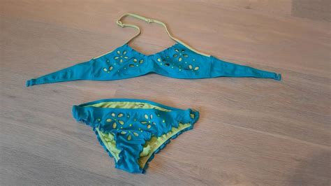 Badeanzug Bikini Zweiteiler Gr 152 Gebraucht in Neftenbach für CHF 6 mit Lieferung