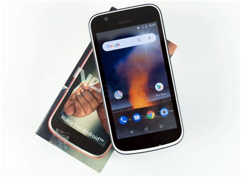 Nokia 1 Android Oreo (Go Edition) Smartphone Unboxing and First Impressions