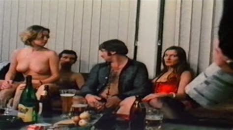 Unknown nude pics página