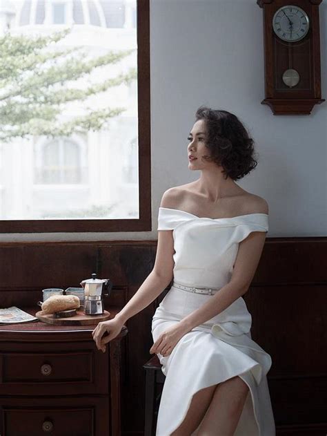 Ng L G I M T Con Anh Th T O B O M C Bikini Khoe Th N H Nh N Ng B Ng Sau Ly H N