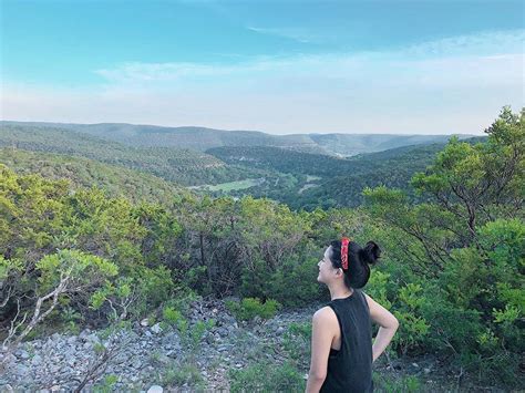 Hot girl Midu đưa lời cảnh báo cánh mày râu