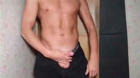 Красивый МУЖИК ДРОЧИТ ХЕР Pornhub Gay