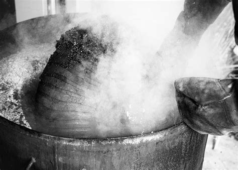 David Roberts Ceramics Painting With Smoke Naked Raku